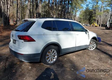 2018 Volkswagen Tiguan 2.0T S z USA, uszkodzony, nr VIN 3VV1B7AX4JM033750